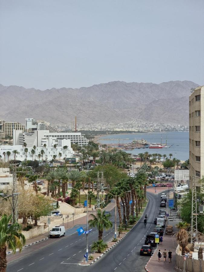 Magic Izzy 300M To The Beach Eilat Bagian luar foto